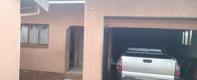 House For Sale in Ngwelezana, Empangeni