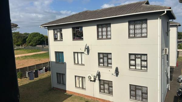 Apartment / Flat For Sale in Brackenham, Richards Bay