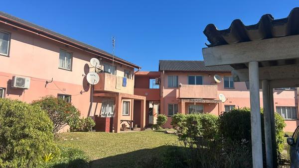 Apartment / Flat For Sale in Brackenham, Richards Bay